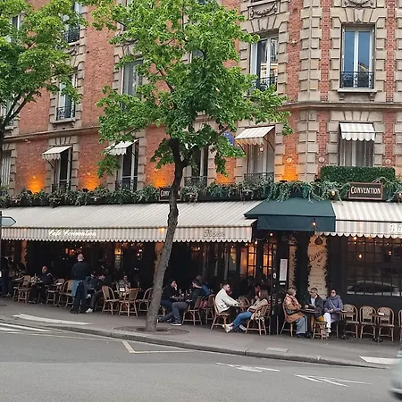 Beau Studio Parisien パリ